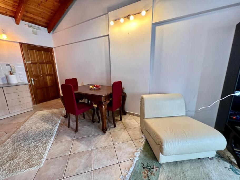 Apartament Στούντιο Κέντρου Άνω Πόλης Πάτρας Zewnętrze zdjęcie